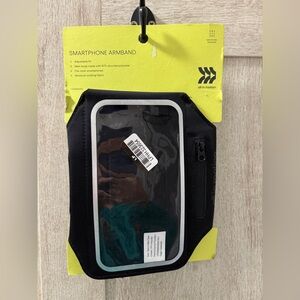 All in Motion Smartphone Armband – Black – NWT